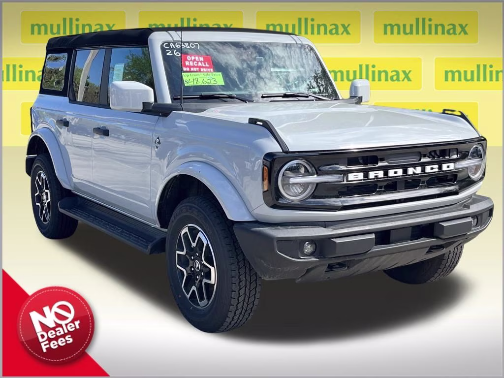 2026 Avalanche Ford Bronco Outer Banks 4X4 SUV