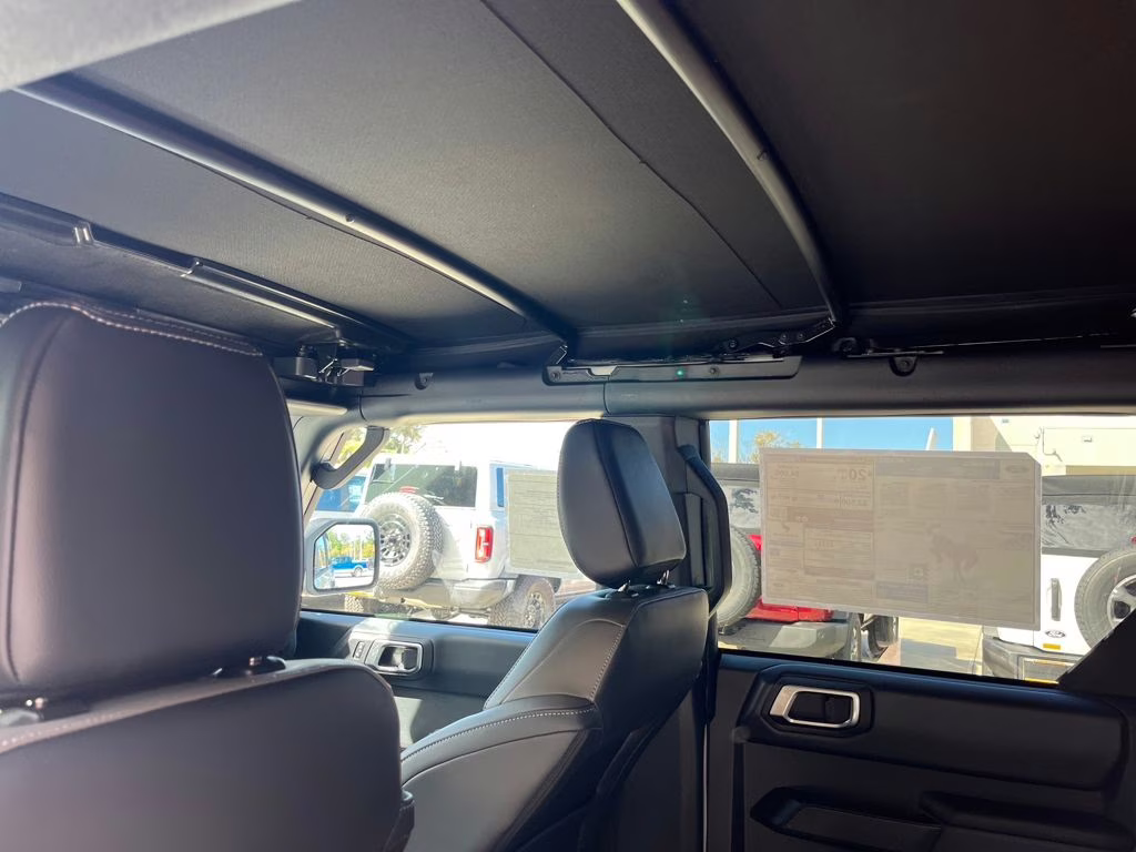 2026 Avalanche Ford Bronco Outer Banks 4X4 SUV