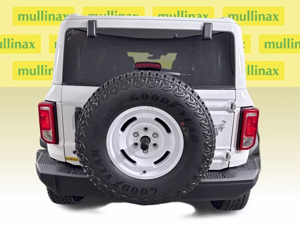 2026 Oxford White Ford Bronco Heritage Edition 4X4 SUV