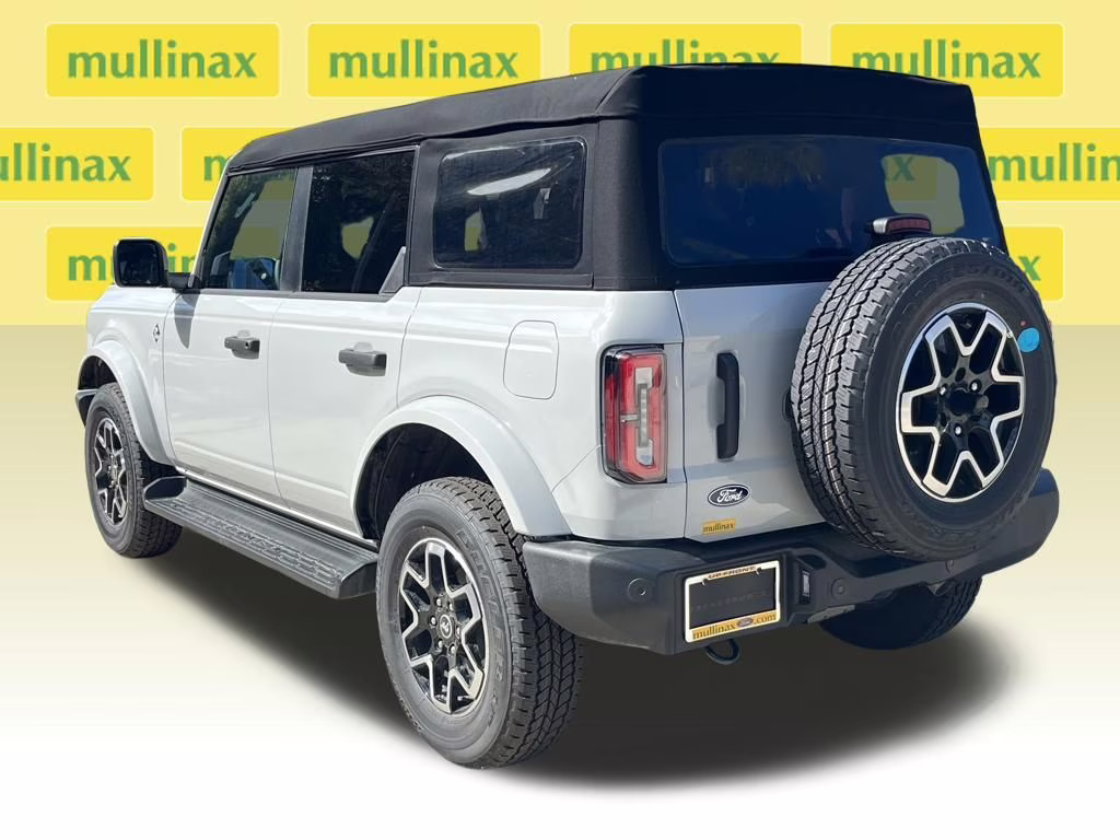 2026 Avalanche Ford Bronco Outer Banks 4X4 SUV