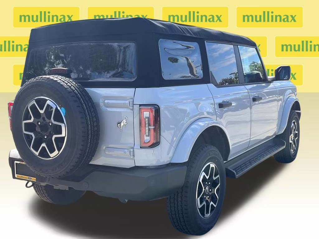 2026 Avalanche Ford Bronco Outer Banks 4X4 SUV