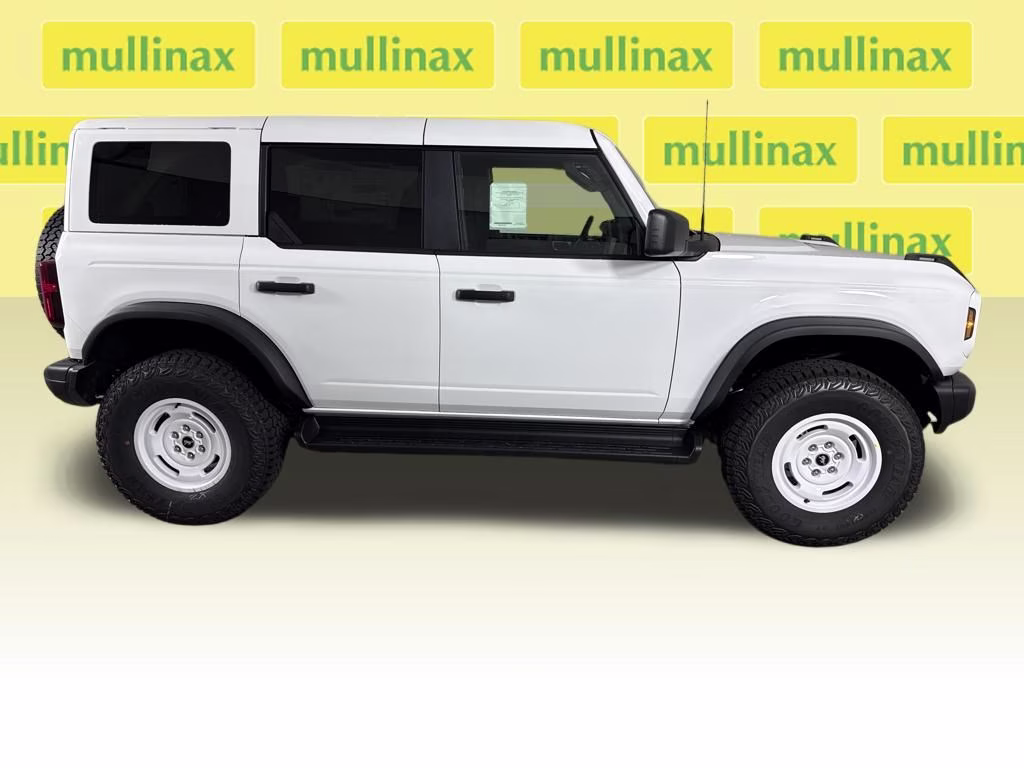 2026 Oxford White Ford Bronco Heritage Edition 4X4 SUV