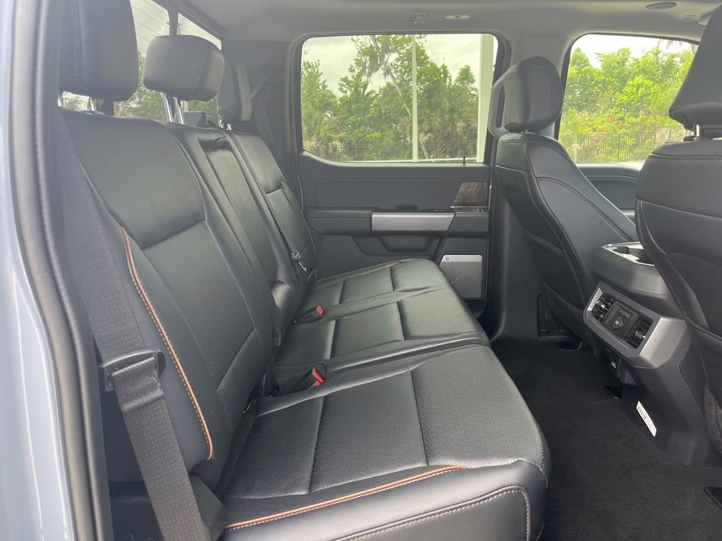 2026 Gray Metallic Ford Super Duty F-250 SRW Lariat 4X4 Truck