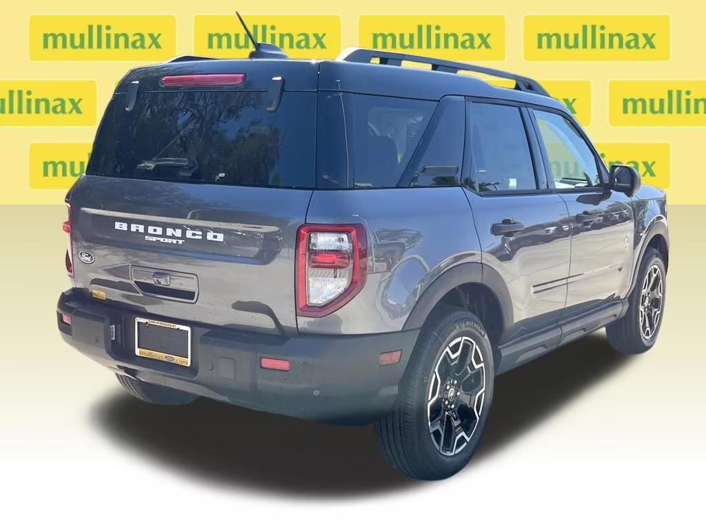 2026 Gray Metallic Ford Bronco Sport Outer Banks 4X4 SUV