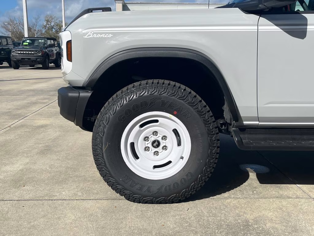 2026 Avalanche Gray Ford Bronco Heritage Edition 4X4 SUV