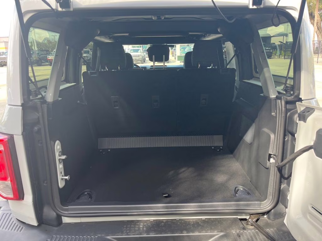 2026 Avalanche Gray Ford Bronco Heritage Edition 4X4 SUV