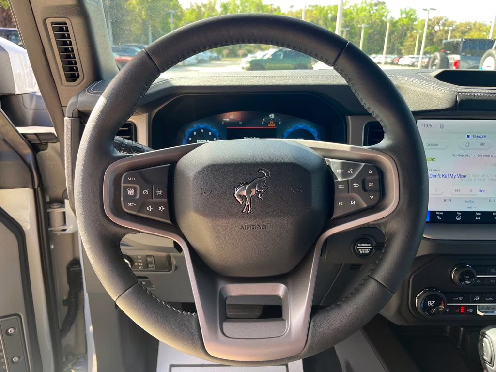 2026 Avalanche Ford Bronco Outer Banks 4X4 SUV