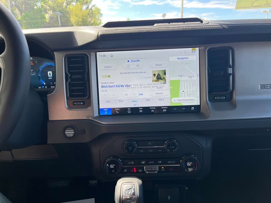 2026 Avalanche Ford Bronco Outer Banks 4X4 SUV