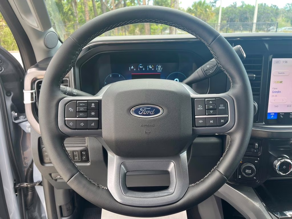 2026 Gray Metallic Ford Super Duty F-250 SRW Lariat 4X4 Truck