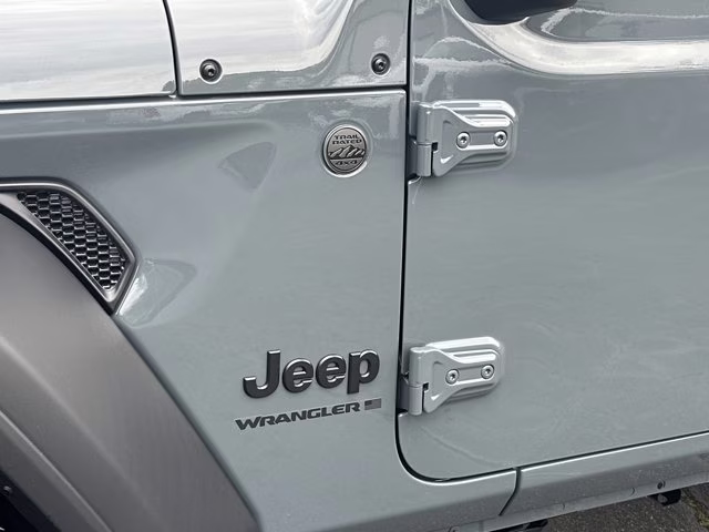 2026 Anvil Clear Coat Jeep Wrangler Sport 4X4 Convertible