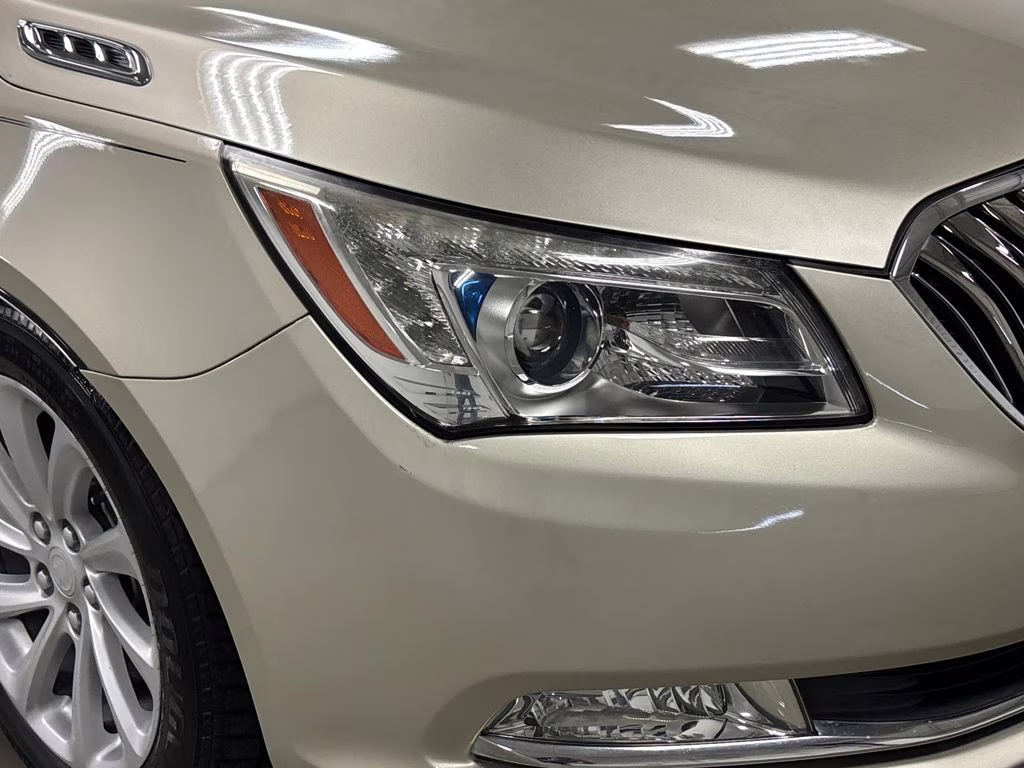 2016 Sparkling Silver Metallic Buick LaCrosse Premium I Group FWD Sedan