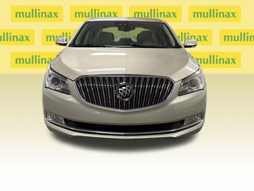 2016 Sparkling Silver Metallic Buick LaCrosse Premium I Group FWD Sedan