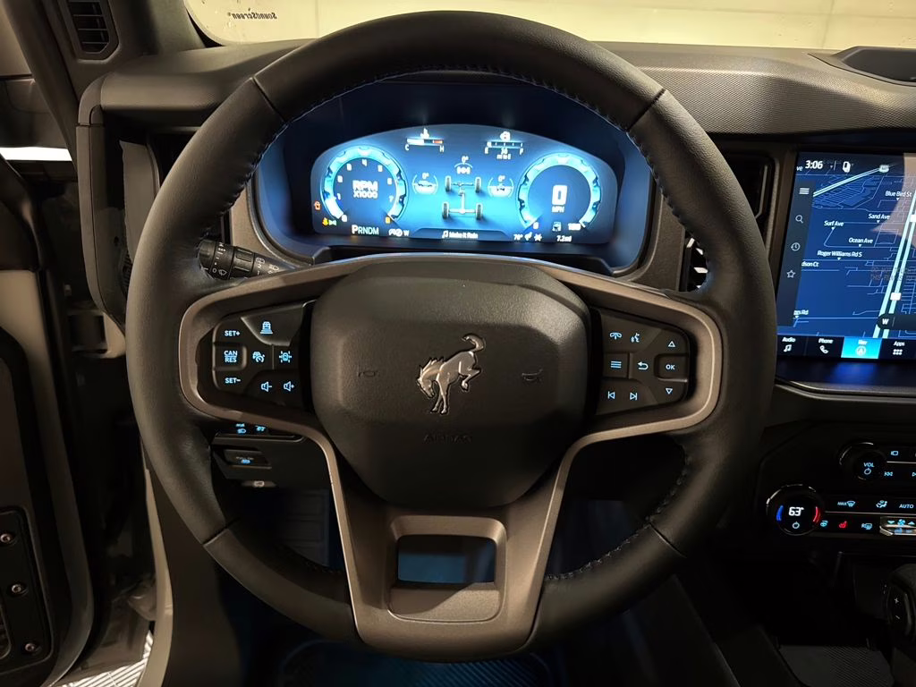 2026 Avalanche Gray Ford Bronco Badlands 4X4 SUV