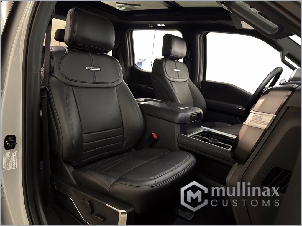 2026 Avalanche Ford Super Duty F-250 SRW Platinum 4X4 Truck