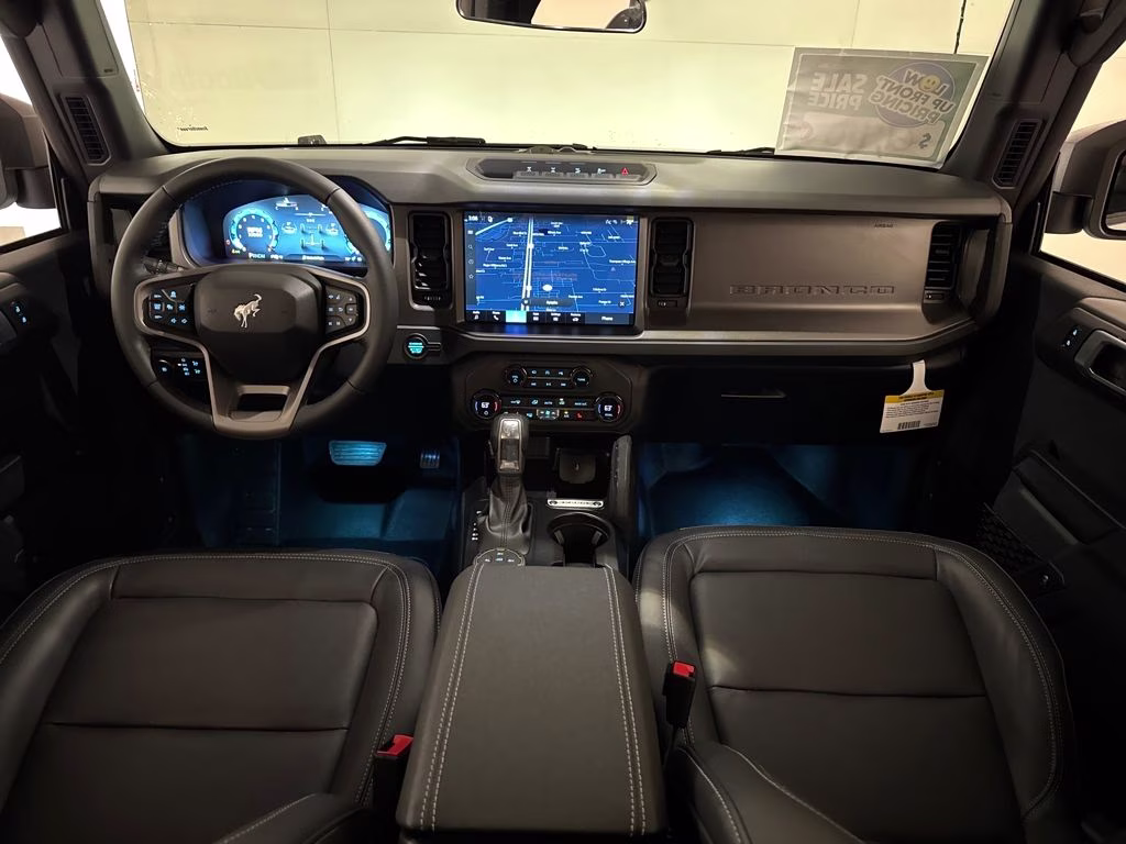 2026 Avalanche Gray Ford Bronco Badlands 4X4 SUV