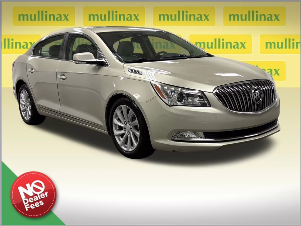 2016 Sparkling Silver Metallic Buick LaCrosse Premium I Group FWD Sedan