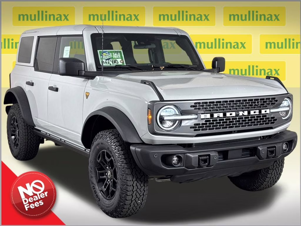 2026 Avalanche Gray Ford Bronco Badlands 4X4 SUV