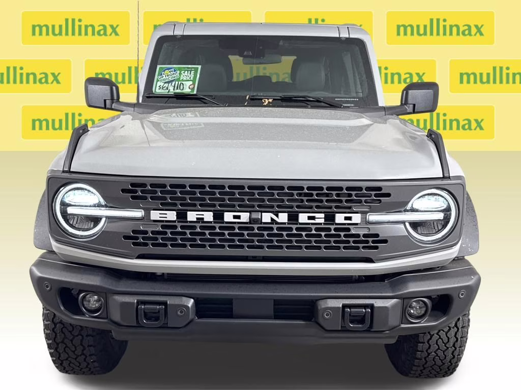 2026 Avalanche Gray Ford Bronco Badlands 4X4 SUV