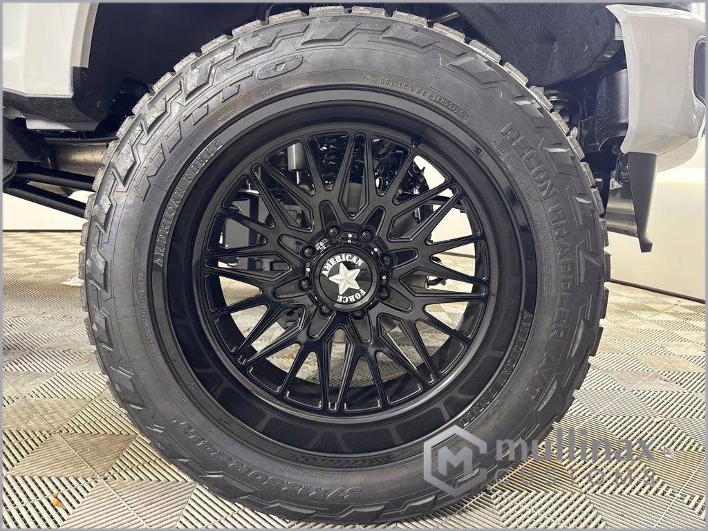 2026 Avalanche Ford Super Duty F-250 SRW Platinum 4X4 Truck