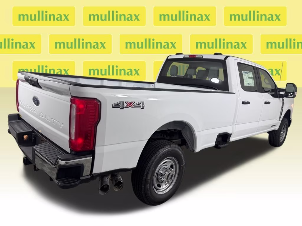 2026 Oxford White Ford Super Duty F-350 SRW XL 4X4 Truck