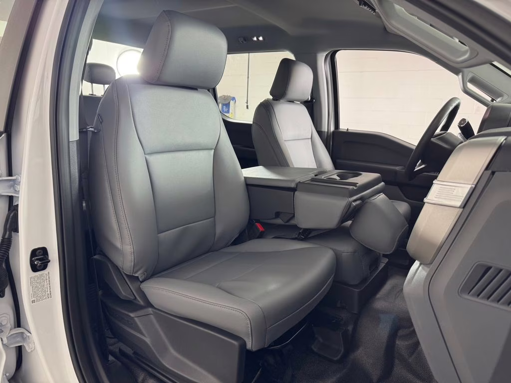 2026 Oxford White Ford Super Duty F-350 SRW XL 4X4 Truck