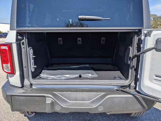 2026 Avalanche Gray Ford Bronco Big Bend 4X4 SUV