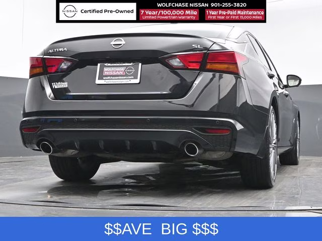 2025 Super Black Clearcoat Nissan Altima 2.5 SL FWD Sedan