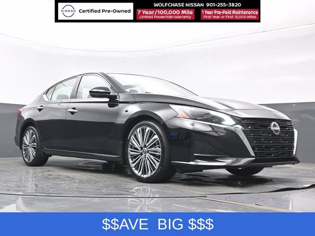 2025 Super Black Clearcoat Nissan Altima 2.5 SL FWD Sedan