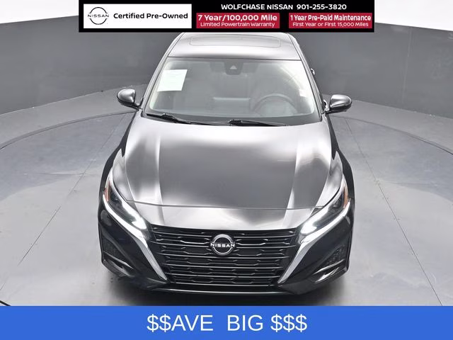 2025 Super Black Clearcoat Nissan Altima 2.5 SL FWD Sedan