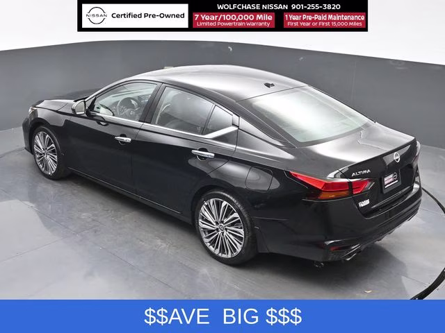 2025 Super Black Clearcoat Nissan Altima 2.5 SL FWD Sedan