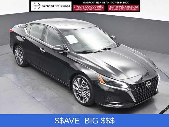 2025 Super Black Clearcoat Nissan Altima 2.5 SL FWD Sedan