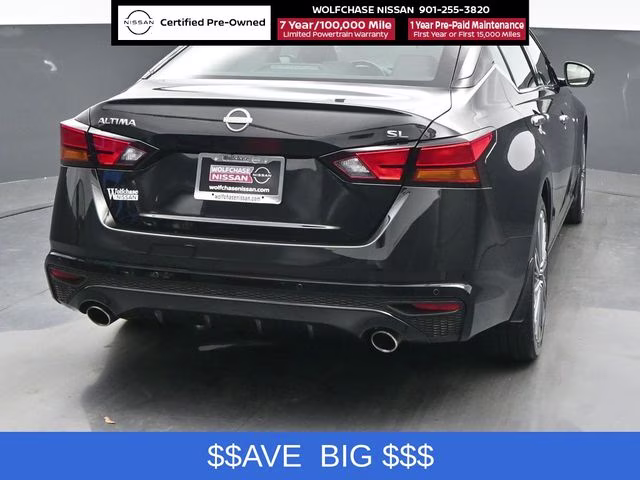 2025 Super Black Clearcoat Nissan Altima 2.5 SL FWD Sedan