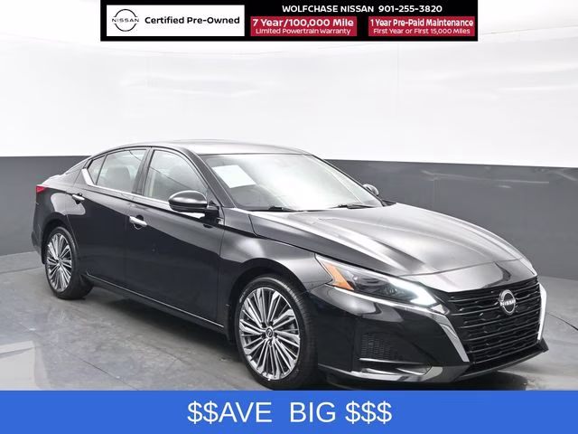 2025 Super Black Clearcoat Nissan Altima 2.5 SL FWD Sedan