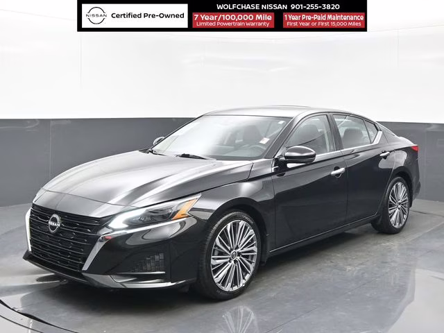 2025 Super Black Clearcoat Nissan Altima 2.5 SL FWD Sedan