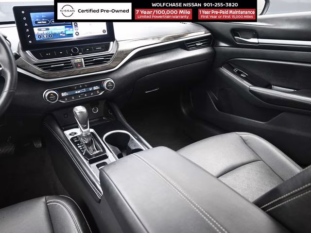 2025 Super Black Clearcoat Nissan Altima 2.5 SL FWD Sedan