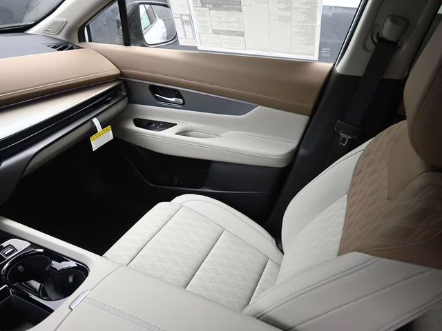 2026 Everest White Pearl Tricoat Nissan Murano Platinum AWD SUV