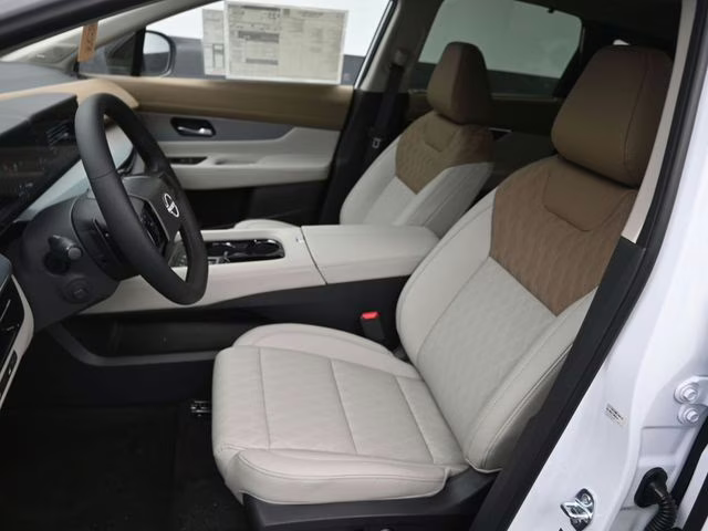 2026 Everest White Pearl Tricoat Nissan Murano Platinum AWD SUV