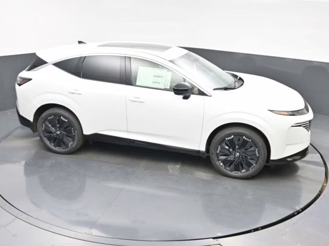 2026 Everest White Pearl Tricoat Nissan Murano Platinum AWD SUV