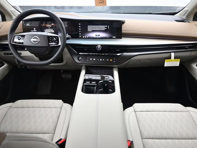 2026 Everest White Pearl Tricoat Nissan Murano Platinum AWD SUV