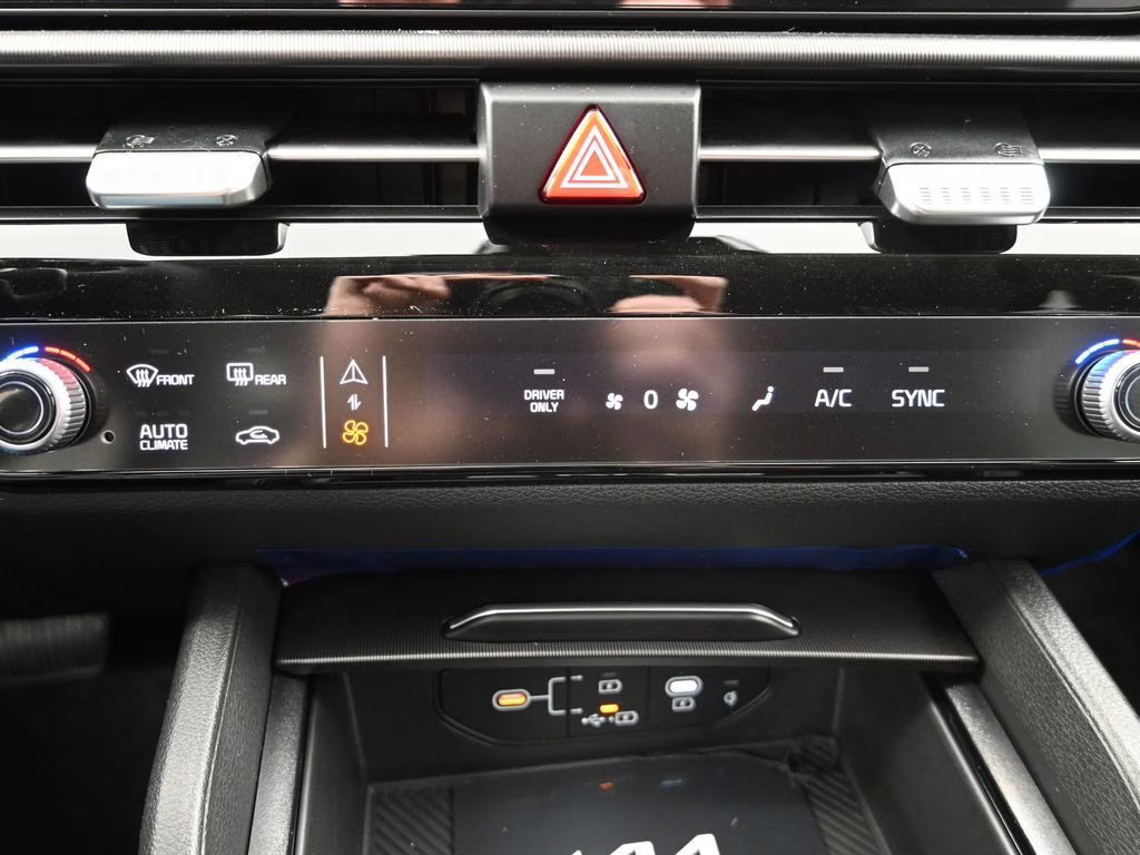 2026 Wolf Gray Kia Sportage Hybrid EX AWD SUV