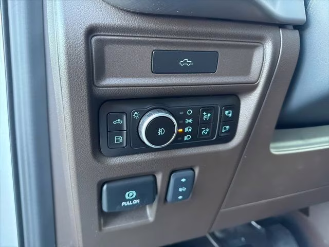 2026 Star White Metallic Tri-Coat Ford F-150 King Ranch 4X4 Truck