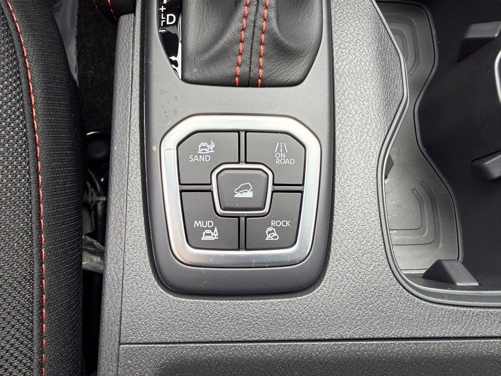 2026 Super Black Nissan Frontier PRO-4X 4X4 Truck