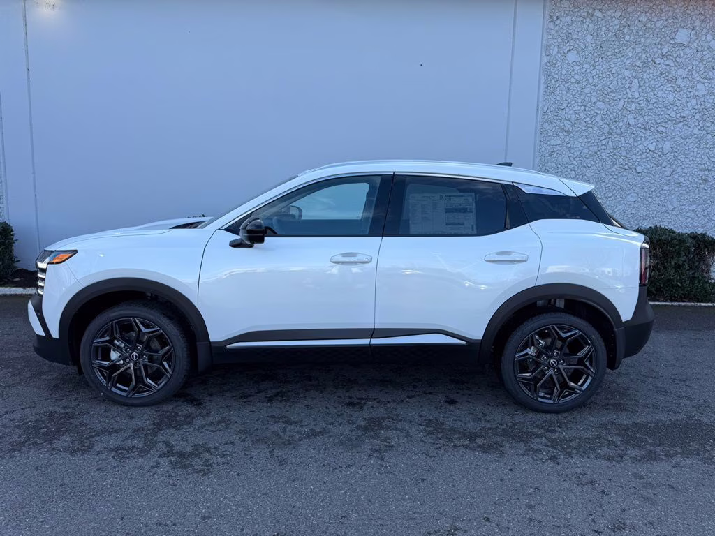 2026 Aspen White Tricoat Nissan Kicks SR AWD SUV