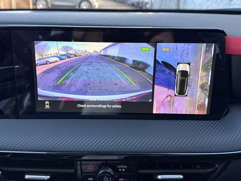 2026 Aspen White Tricoat Nissan Kicks SR AWD SUV