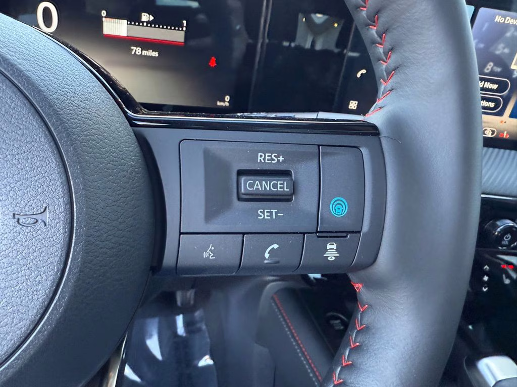 2026 Aspen White Tricoat Nissan Kicks SR AWD SUV