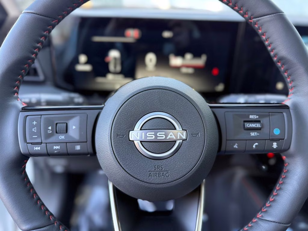 2026 Aspen White Tricoat Nissan Kicks SR AWD SUV