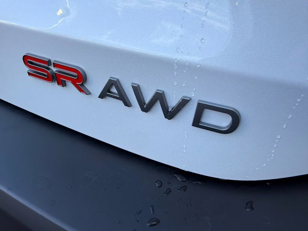 2026 Aspen White Tricoat Nissan Kicks SR AWD SUV