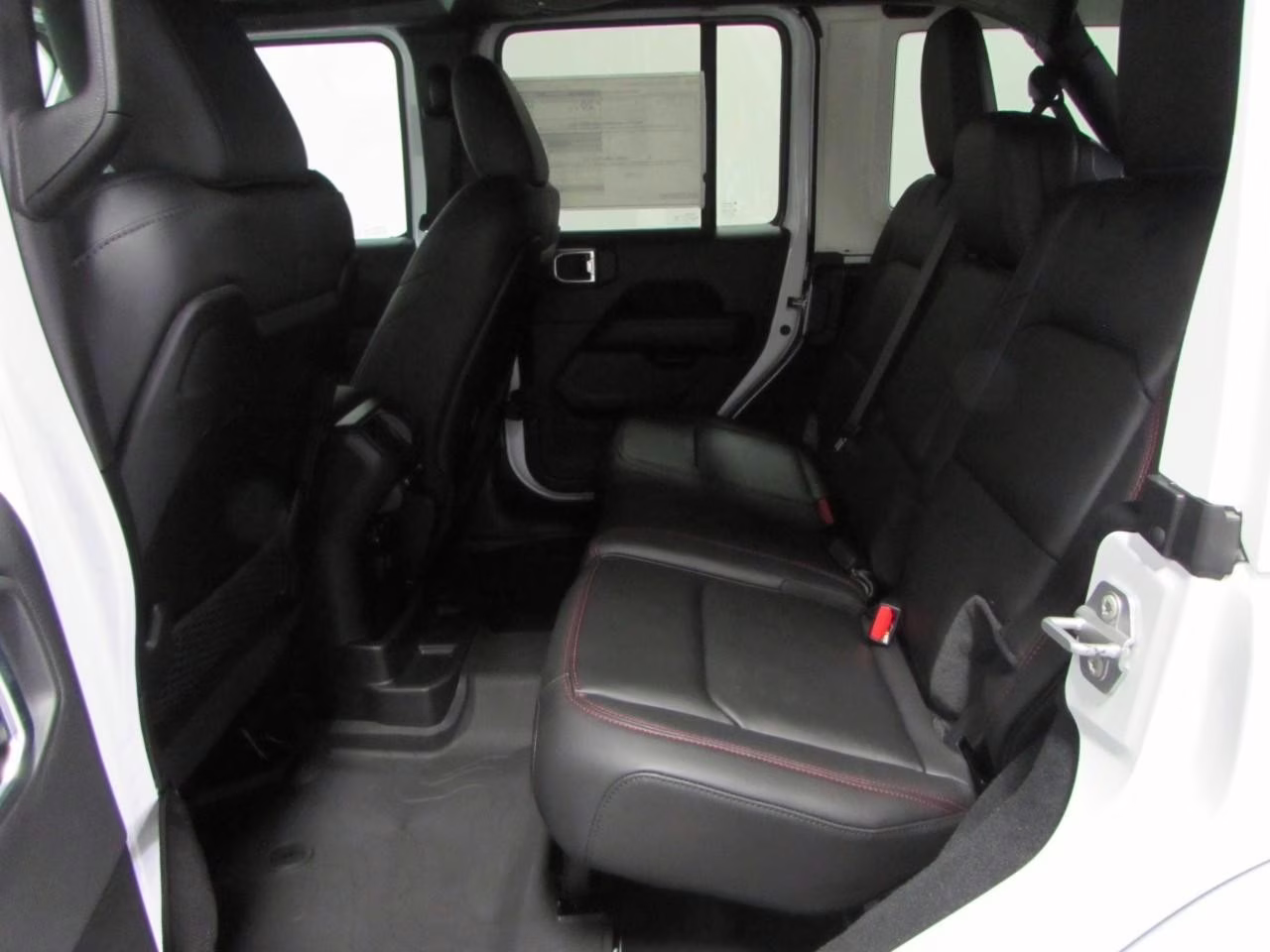 2026 Bright White Clearcoat Jeep Wrangler Rubicon 4X4 SUV