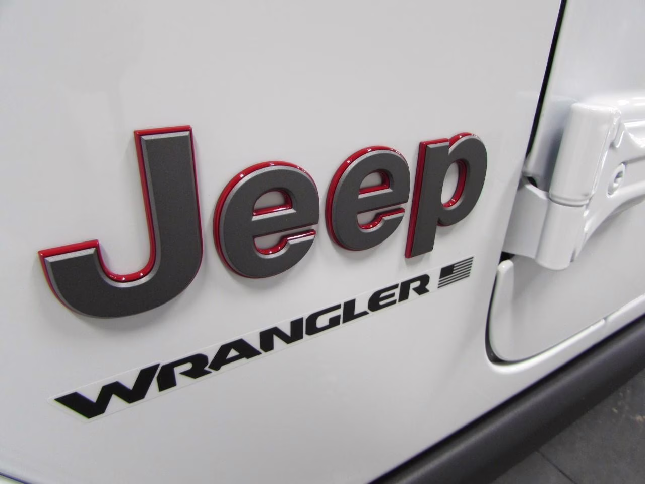 2026 Bright White Clearcoat Jeep Wrangler Rubicon 4X4 SUV