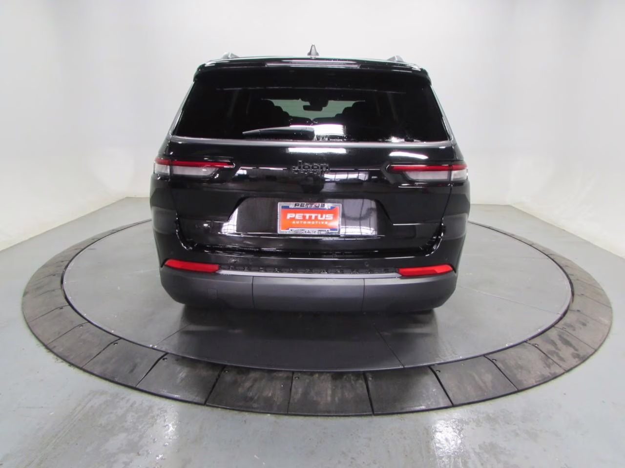 2026 Diamond Black Crystal Pearlcoat Jeep Grand Cherokee L Limited 4X4 SUV